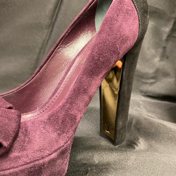 Louis Vuitton Heels - Picture 6 of 8
